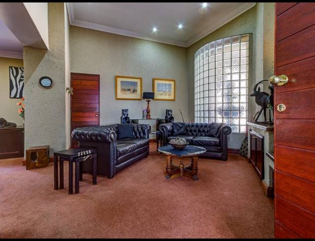 4 BEDROOM HOUSE FOR SALE IN MURRAYFIELD